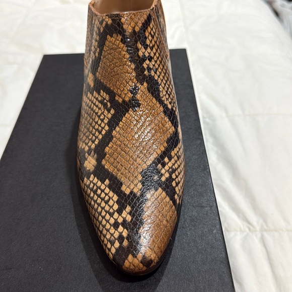 J.Crew Piper low ankle boots in snake-embossed Italian leather NEW SZ 9 - Picture 6 of 7